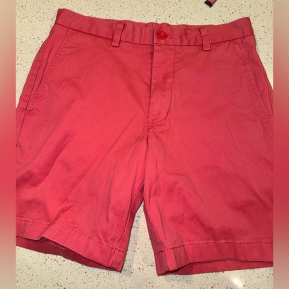 Vineyard Vines Men's 28W Light Red Flat Front 7’ Breaker Shorts - Picture 1 of 8